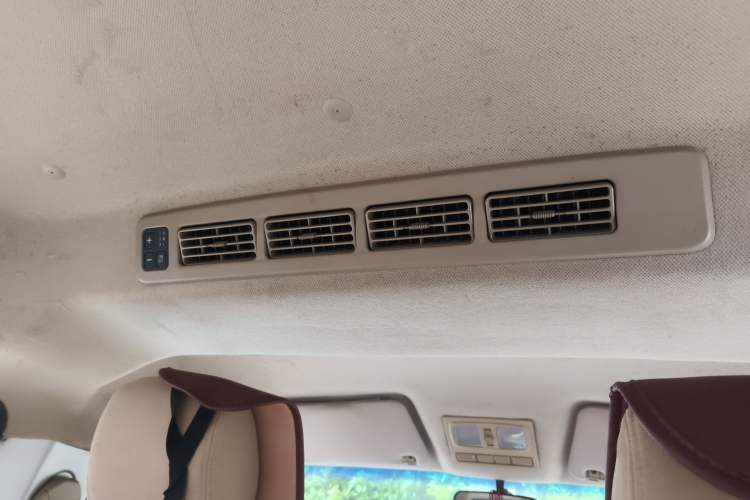 Used Dongfeng Xiaokang C37 2016 1.5L Standard II DK15-06
