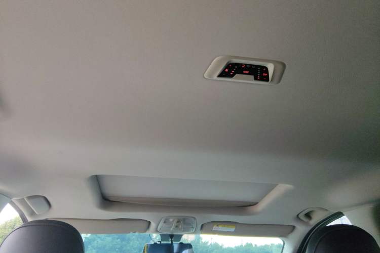 Used SAIC MAXUS G10 2019 PLUS 2.0T Automatic Elite Edition China VI Standard