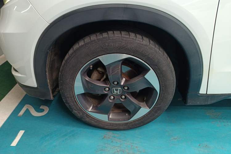 Used Honda Vezel 2015 1.8L CVT 2WD Luxury Model