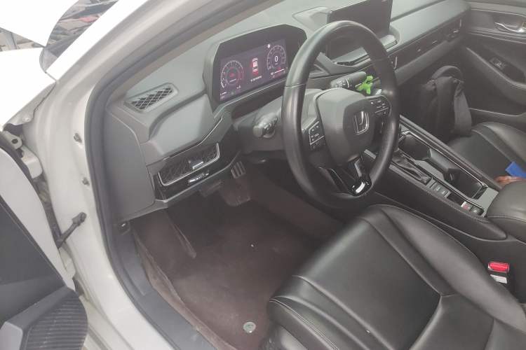 Used Honda Inspire 2023 260TURBO Deluxe Edition Driver Seat