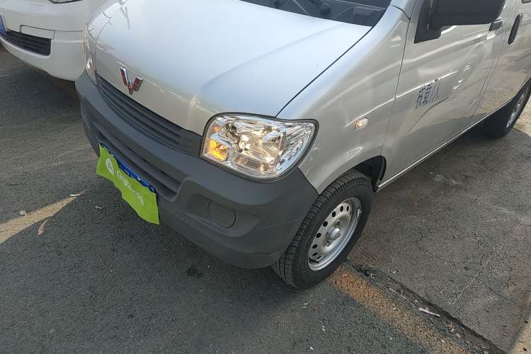 Used Wuling Zhiguang 2023 1.5L Practical Version 5/7 Seats
