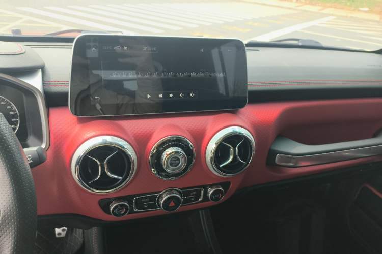 Used BAIC Off-Road BJ40 2018 PLUS 2.3T Automatic Four-Wheel Drive Premium Edition China V