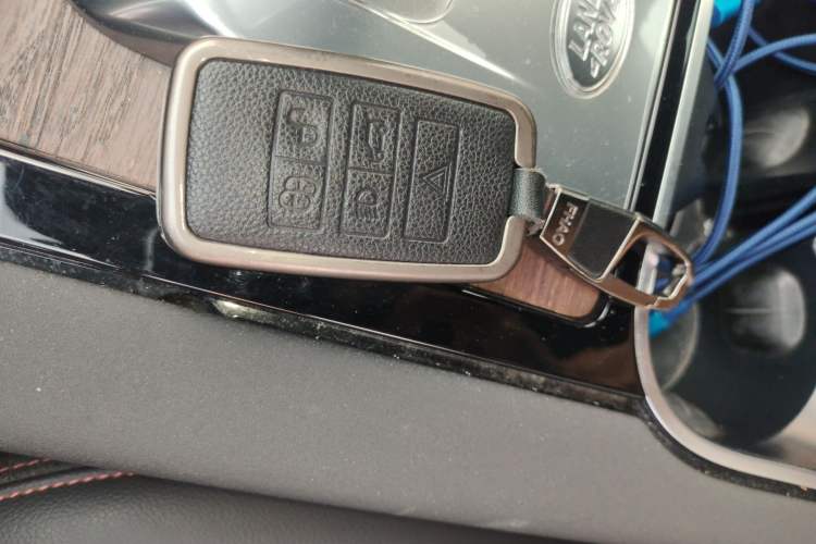 Used Land Rover Discovery Sport 2020 249 PS R-Dynamic Performance Edition Vehicle Key