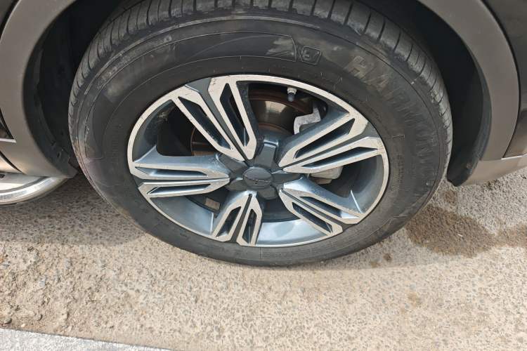 Used Leopaard CS10 2016 2.0T Automatic Luxury Edition Right Front Wheel Hub