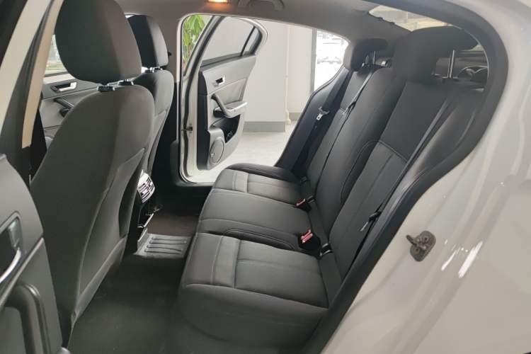 Used Qoros 3 2016 Sedan 1.6L Automatic ZhiNeng Model