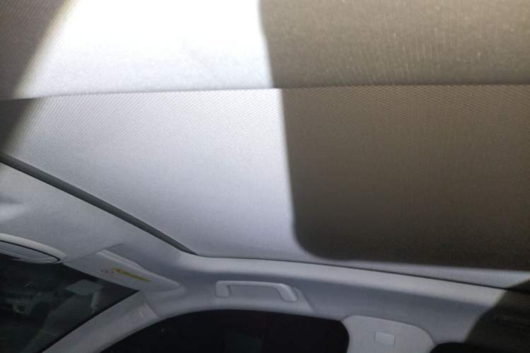 Used Zotye SR7 2016 1.5T CVT Cube Heart Edition China IV Standard Headliner