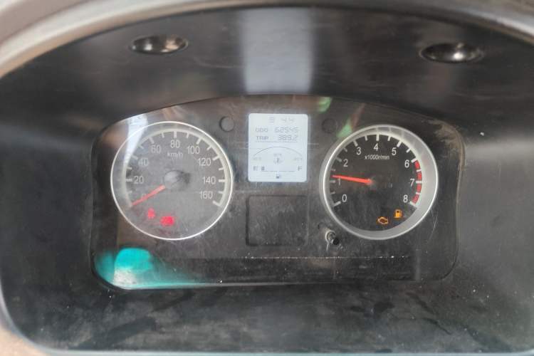 Used Jinbei Hiace X30 2020 1.5L Van Super-Enjoyment Model China VI Standard SWC15M
