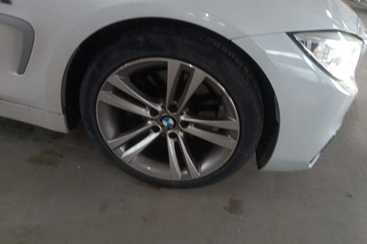 Used BMW 4 Series 2014 428i Convertible Sport Design Package Exterior 7