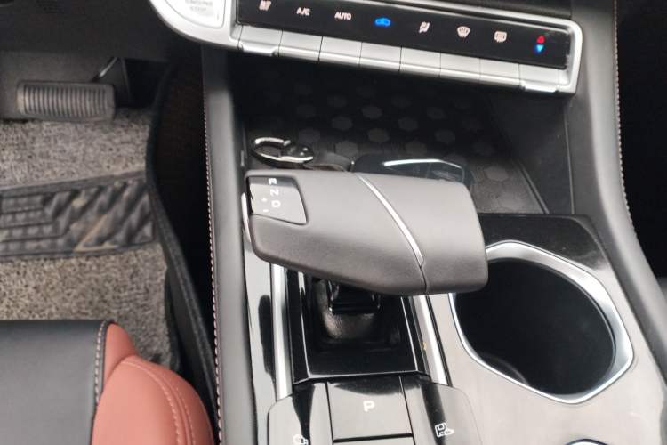 Used CHANGAN Eado 2023 Changan Edition PLUS Blue Whale NE 1.4T GDI DCT Prestige Version