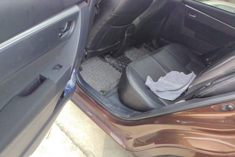 Used Toyota Levin 2017 Revised 185T CVT Elite Edition China V Standard