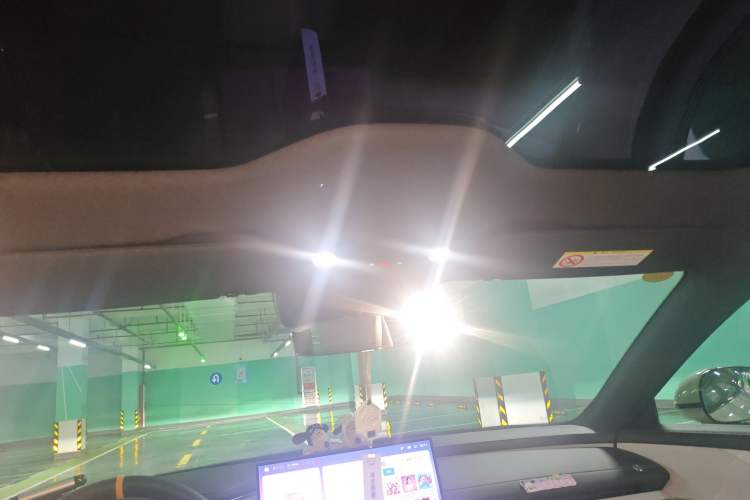 Used Xiaomi Auto SU7 2024 Rear-Drive Long-Range Intelligent Driving Version
