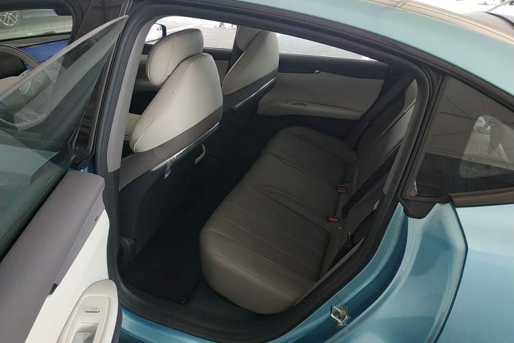 Used Deepal L07 2025 230 Ultra Qiankun Intelligent Driving ADS SE Range-Extended Version