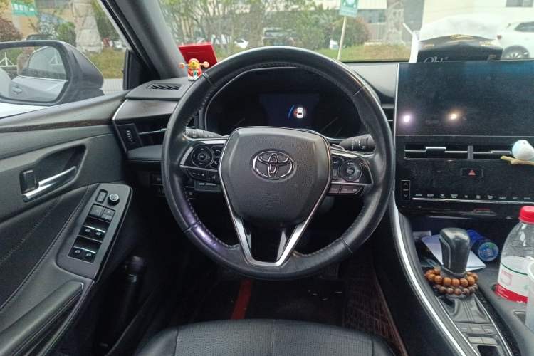 Used Toyota Avalon 2022 2.5L Luxury Edition Steering Wheel