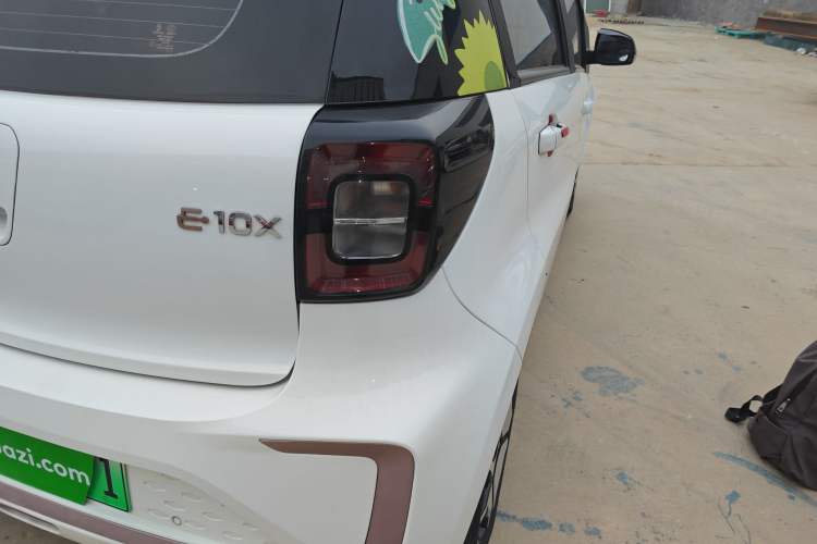 Used SOL E10X 2021 302 km Range Ultra-Advanced Version 31.4 kWh
