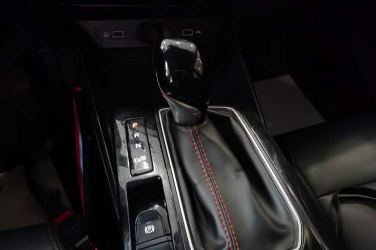 Used MG 5 2022 180 DVVT CVT Youth Luxury Edition