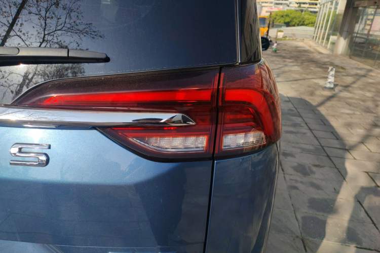 Used SAIC MAXUS G50 2019 1.5T Automatic Luxury Edition China VI Standard
