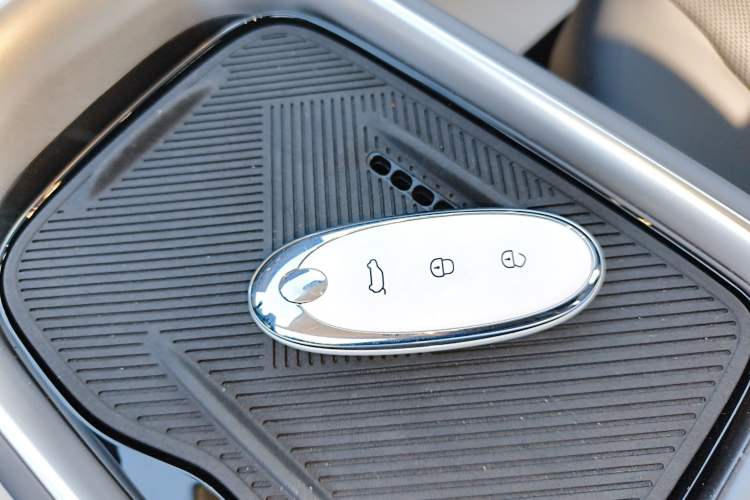 Used Dongfeng NAMMI 01 2024 New Edition 430 Plus Smart+ Interior 1