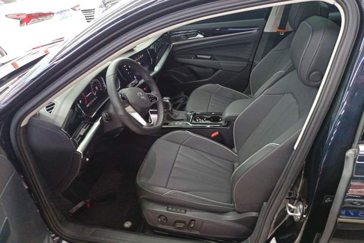 Used Volkswagen Passat 2024 380TSI Starry Dragon Edition Left Front Seat