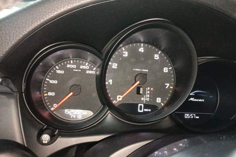 Used Porsche Macan 2014 Macan 2.0T Instrument Cluster