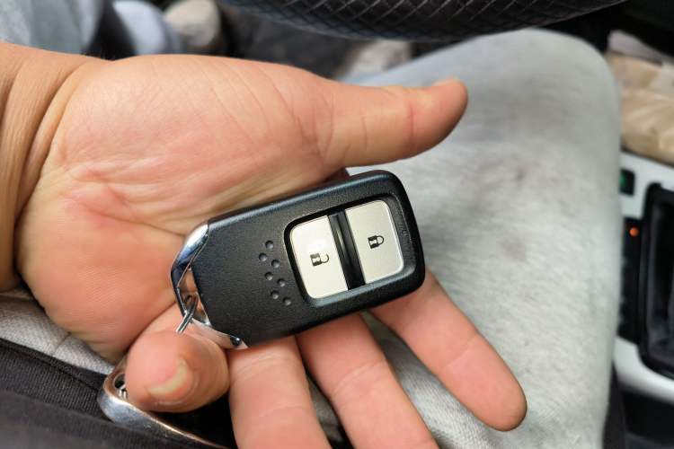 Used Honda Fit 2021 1.5L CVT Trend Edition Vehicle Key