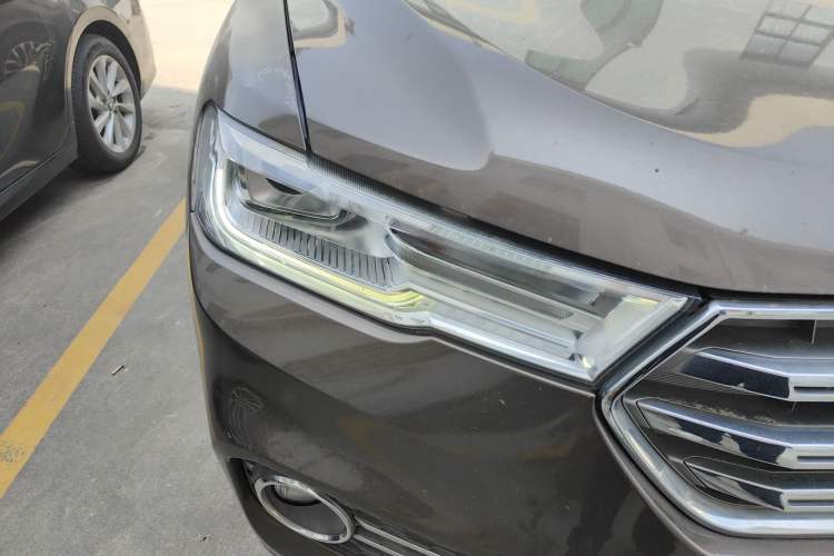 Used Haval H6 2017 Blue Label 2.0T Automatic Two-Wheel Drive Smart Edition
