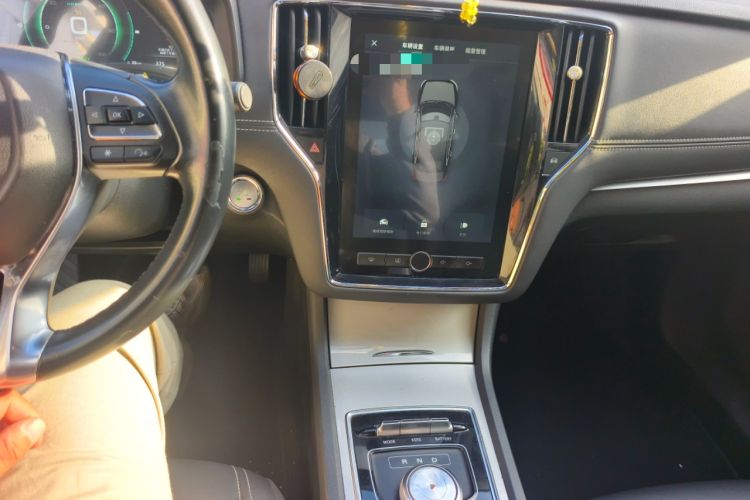 Used Roewe i6 New Energy 2017 45T Hybrid Connect & Smart Enjoyment Edition