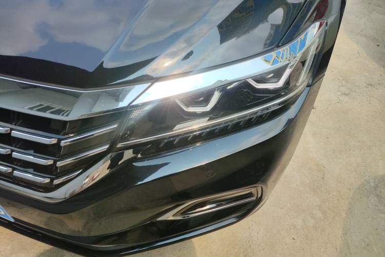 Used Volkswagen Passat 2019 330TSI Luxury Edition China VI Standard Left Front Headlight