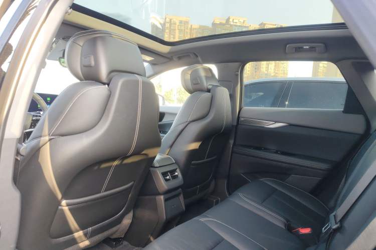 Used Cadillac OPTIQ 2024 Standard Range Version