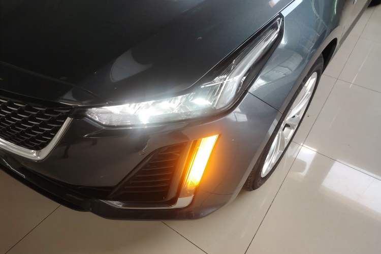 Used Cadillac CT5 2021 28T Luxury Model