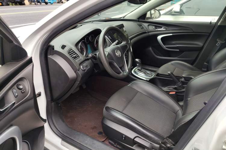 Used Buick Regal 2015 1.6T Leading Technology Model Left Front Seat