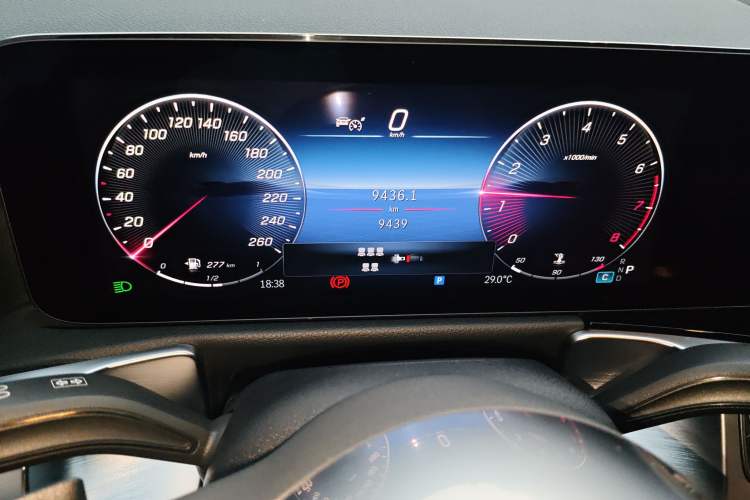 Used Mercedes-Benz GLB 2024 GLB 200 Fashion Model