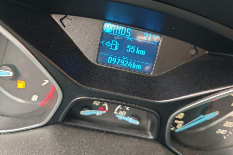 Used Ford Focus 2012 Sedan 1.6L Automatic Fashion Edition
