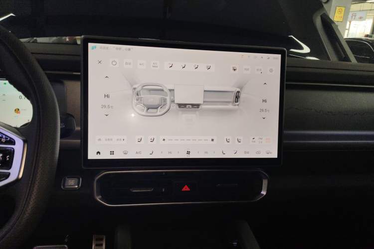 Used JETOUR Traveler 2023 2.0T All-Wheel Drive CrossPRO+
