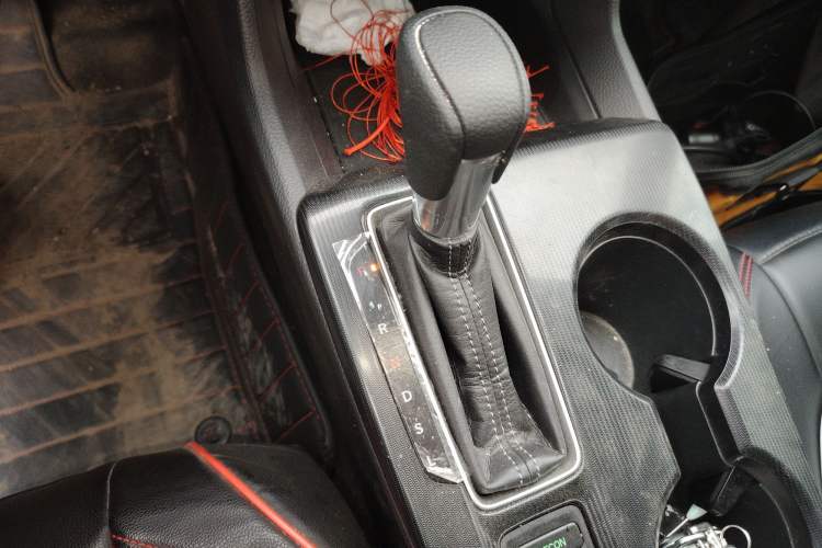 Used Honda Civic 2023 240TURBO CVT Dynamic · Center Stage Special Edition