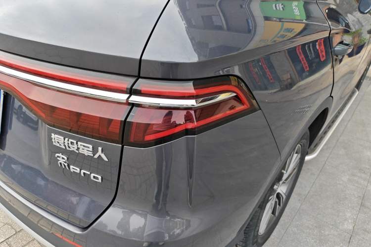 Used BYD Song Pro 2019 1.5T Automatic Luxury Model Right Rear Taillight