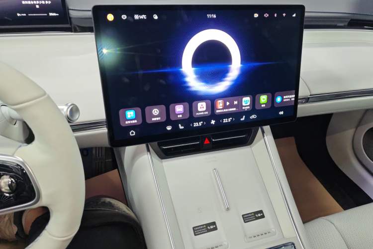 Used Hima Luxeed S7 2025 705 km Max