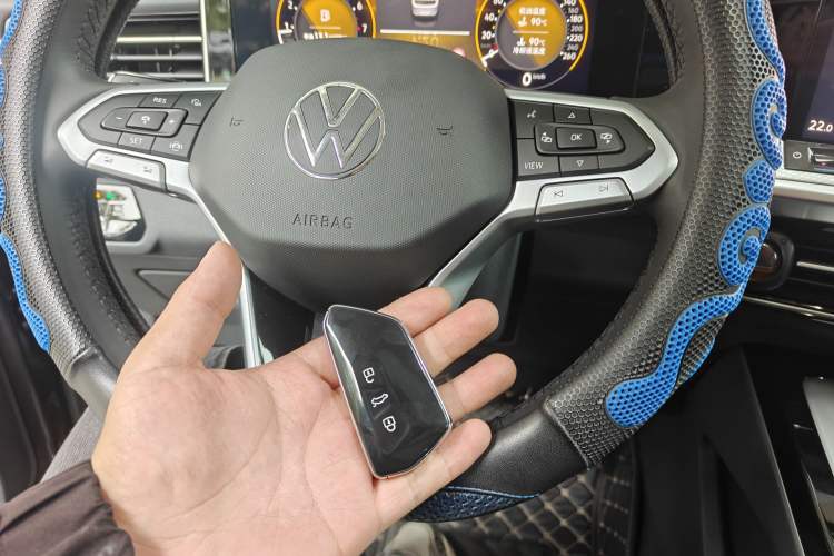 Used Volkswagen Tavendor 2024 330TSI Luxury Touring Edition