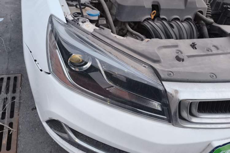 Used Geely Auto Emgrand 2019 Leading Edition 1.5L CVT Luxury Model China VI Standard
