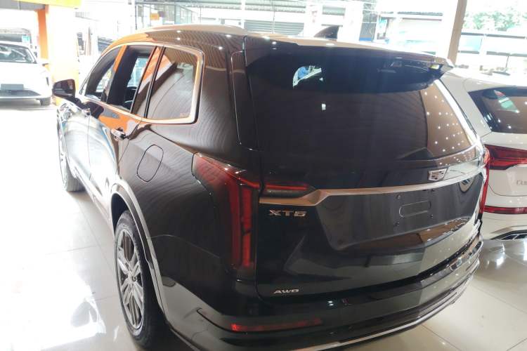 Used Cadillac XT6 2022 2.0T 7-Seater Four-Wheel Drive Luxury Version
