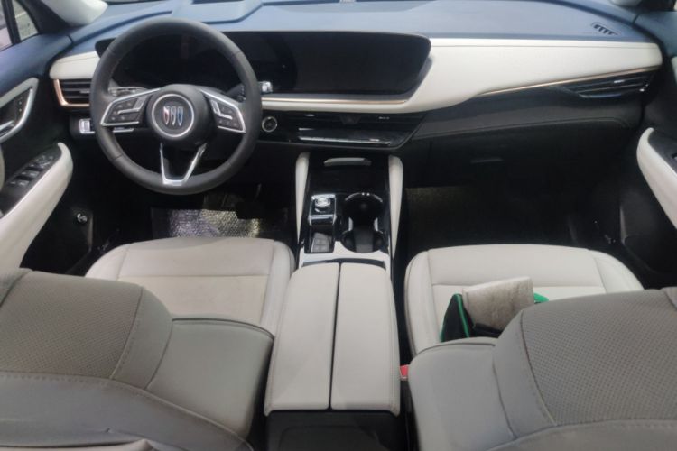 Used Buick Envision 2024 Encore Plus AWD Avenir
