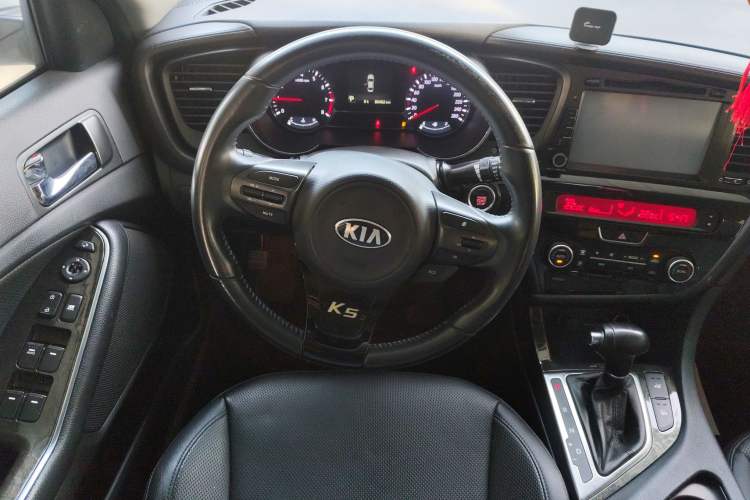 Used Kia K5 2014 2.0L Automatic LUXURY