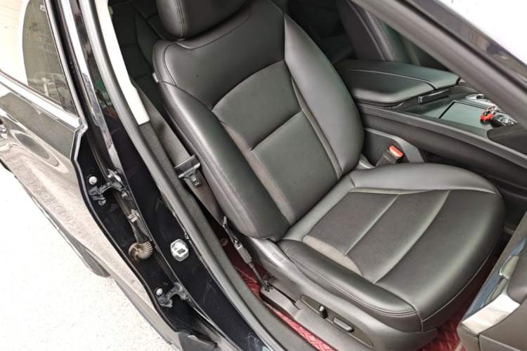 Used Buick Enclave 2020 28T Two-Wheel Drive Luxury Version