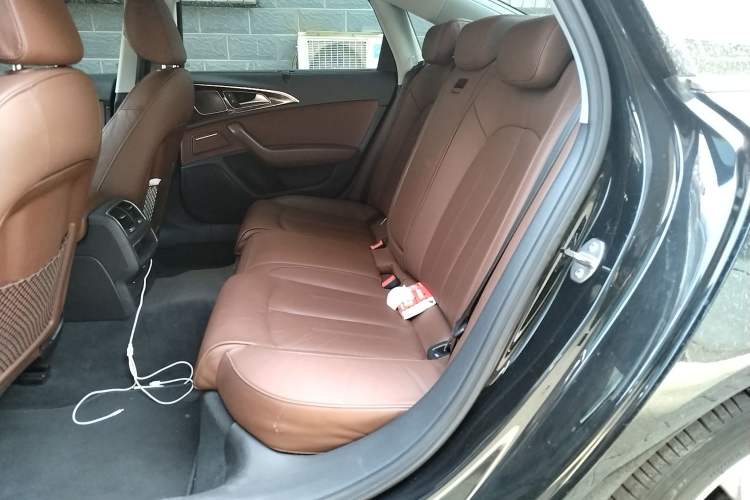 Used Audi A6L 2018 30th Anniversary Edition 35 TFSI Fashion Model Left Rear Seat