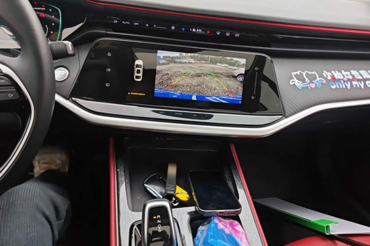 Used Dongfeng Aeolus Yixuan MAX 2021 1.5T Ultra-Stylish Trendsetter Edition Audio And AC Panel