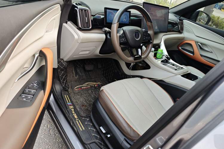 Used BYD Song Pro New Energy 2022 DM-i 110km Flagship Pro Model Driver Seat