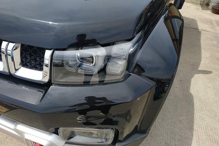 Used BAIC Off-Road BJ40 2020 2.0T Automatic Four-Wheel Drive Urban Hunter Edition Chivalrous Type Left Front Headlight