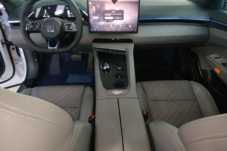 Used Zeekr 001 2024 YOU Edition 100 kWh All-Wheel Drive
