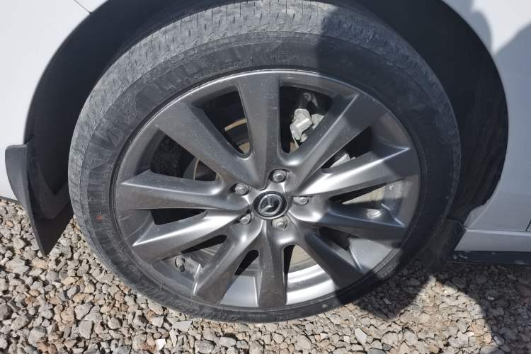 Used Mazda 3 Axela 2020 2.0L Automatic Zhiya Edition Exterior 5