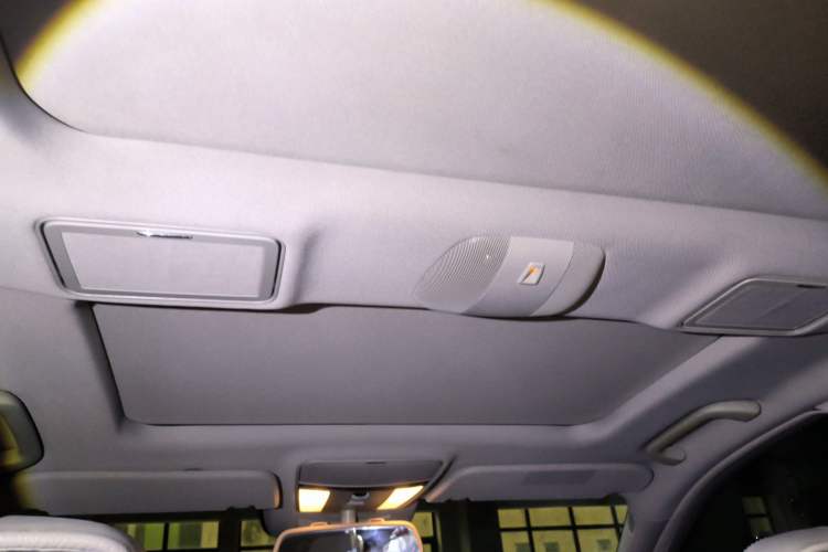 Used Mercedes-Benz S-Class 2011 S 350 L CGI Headliner
