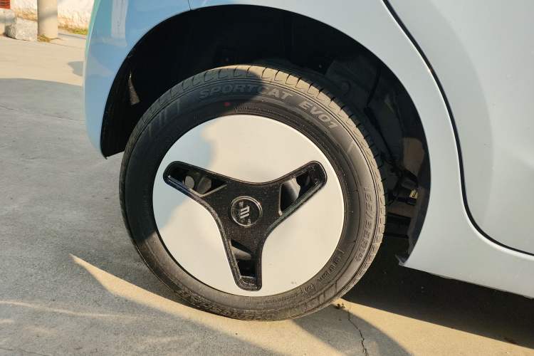 Used JMEV Xiao Qilin 2026 Model PLUS+ Comfort Version